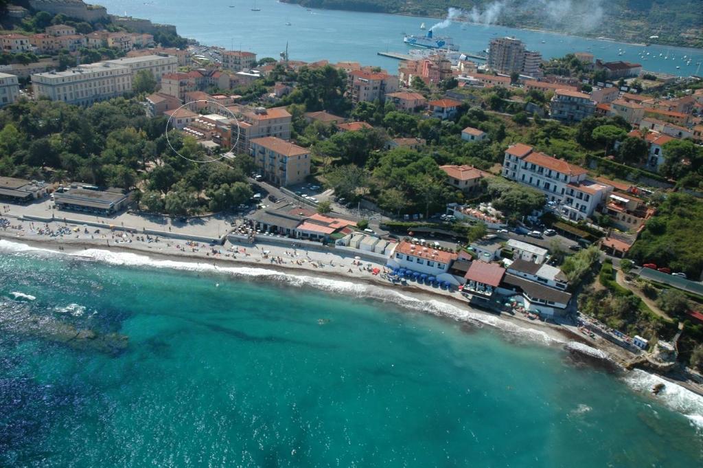 Hotel Crystal Portoferraio Εξωτερικό φωτογραφία