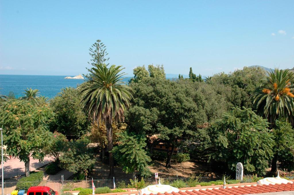 Hotel Crystal Portoferraio Εξωτερικό φωτογραφία