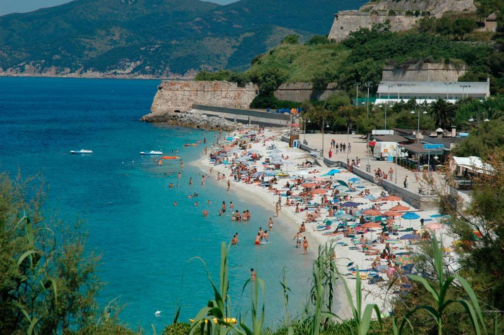 Hotel Crystal Portoferraio Εξωτερικό φωτογραφία